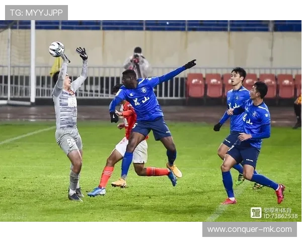 贾巴尔天钩绝技再现江湖!传奇球星重返球场演绎经典动作引发球迷热议 贾巴尔天钩绝技再现江湖!传奇球星重返球场演绎经典动作引发球迷热议